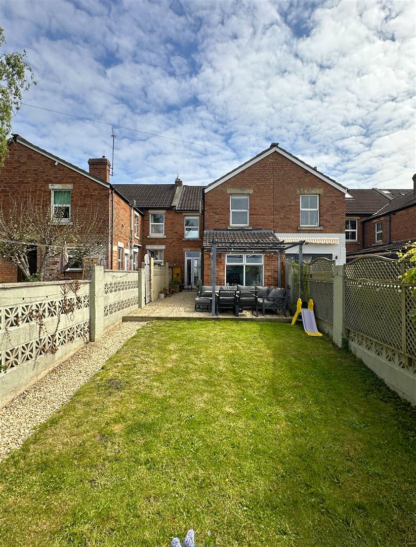 Malmesbury Road, 